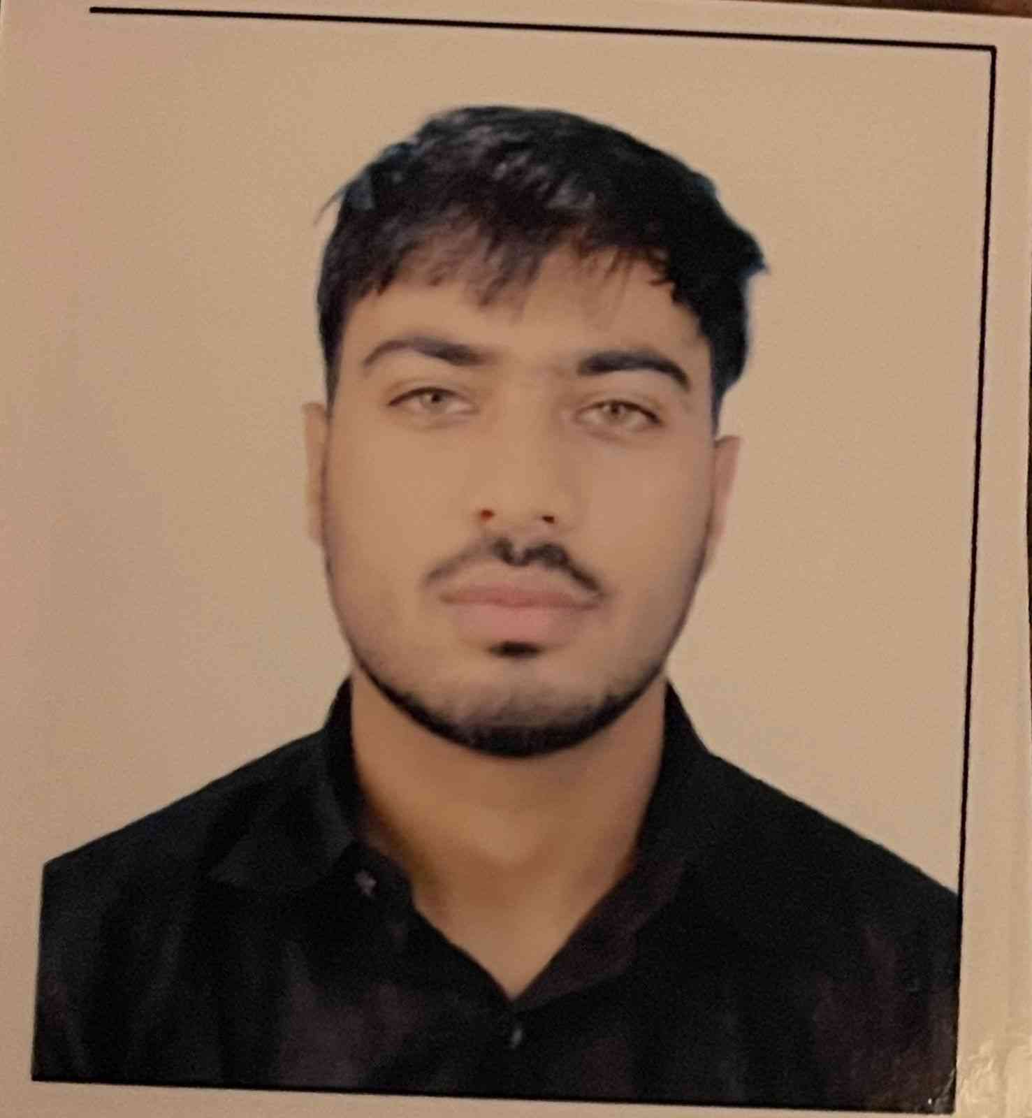 AINAN GULZAR QURESHI